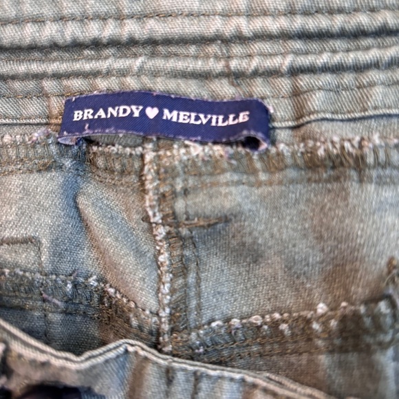 Brandy Melville KIM CARGO PANTS - Picture 9 of 10